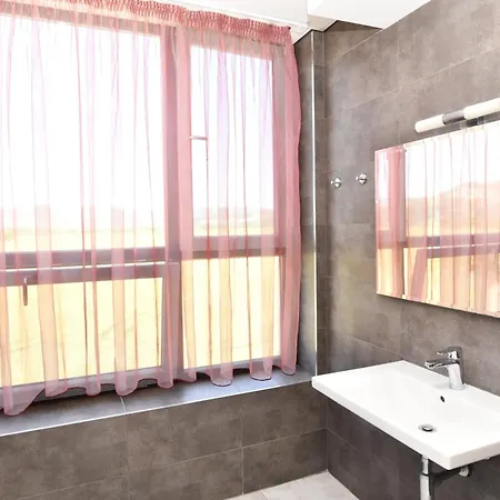 Complex Perpera منتجع