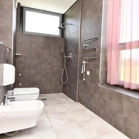 منتجع Complex Perpera