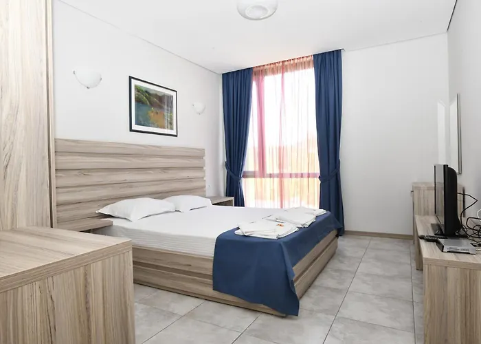 Complex Perpera Rezort 3*