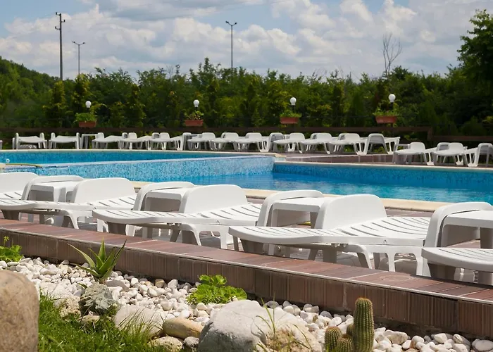 Complex Perpera Rezort